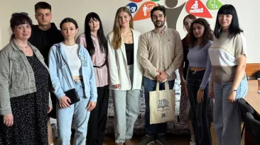 Humanitarian Experience for Future Social Workers